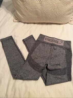 Gymshark Gray High-Waist Leggings with lavender Logo